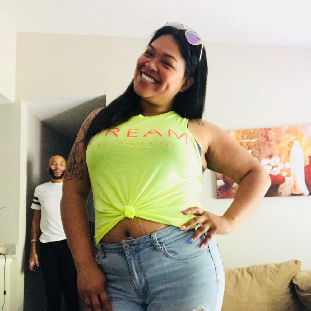 Meet your Posher, Janelle